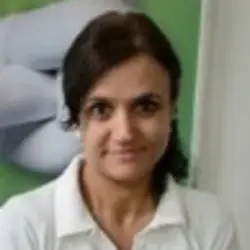 Frau Meral Malik