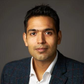 Dr Akshay Kamra