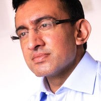 Dr Nik Sharma